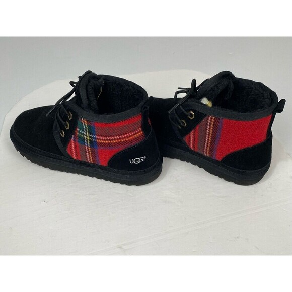 UGG boots Big boys size 7 with laces and logo in black and red with checkered. - Picture 6 of 13